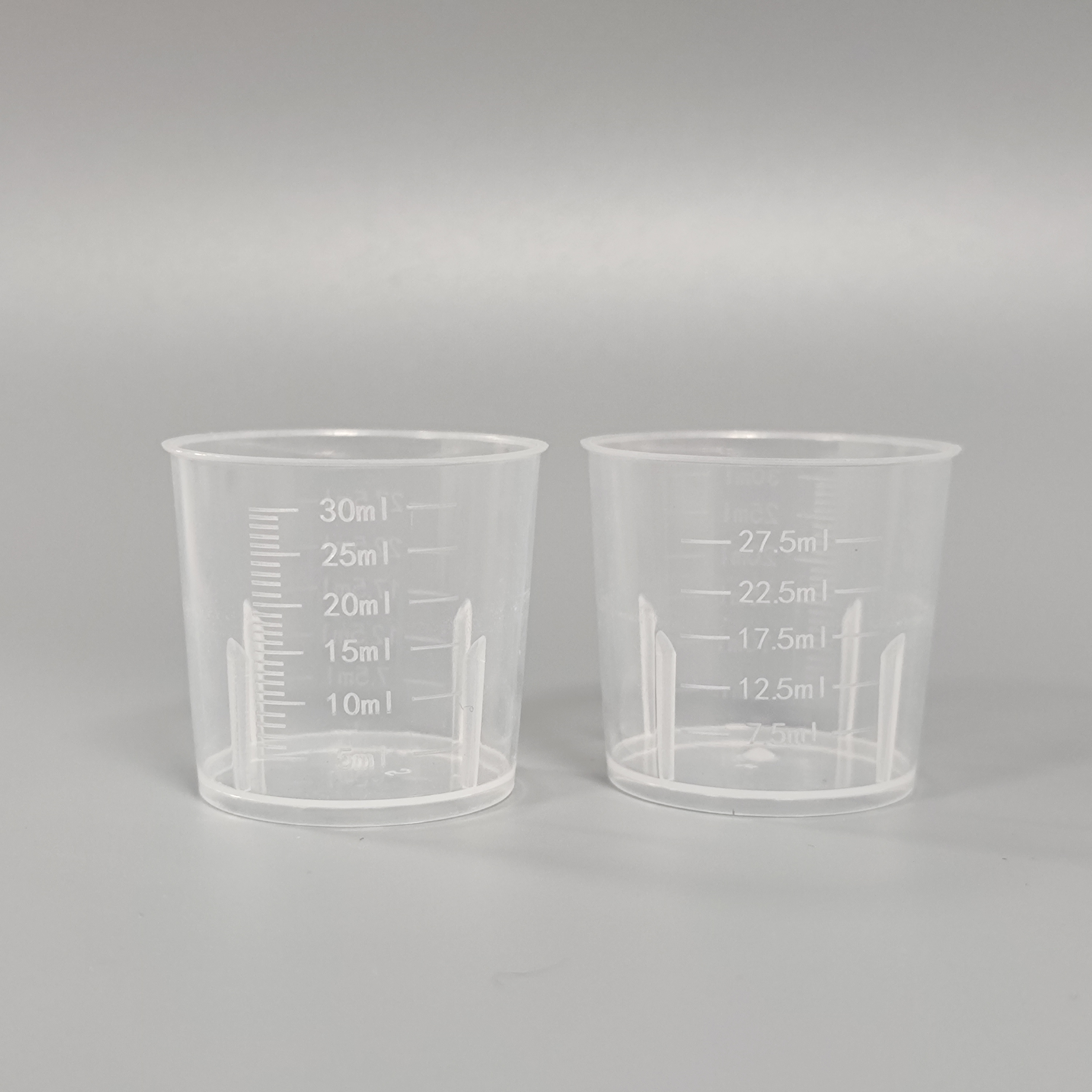 UKCOCO Plastic Measuring Cup, Transparent Graduated Measuring and Mixi —  CHIMIYA