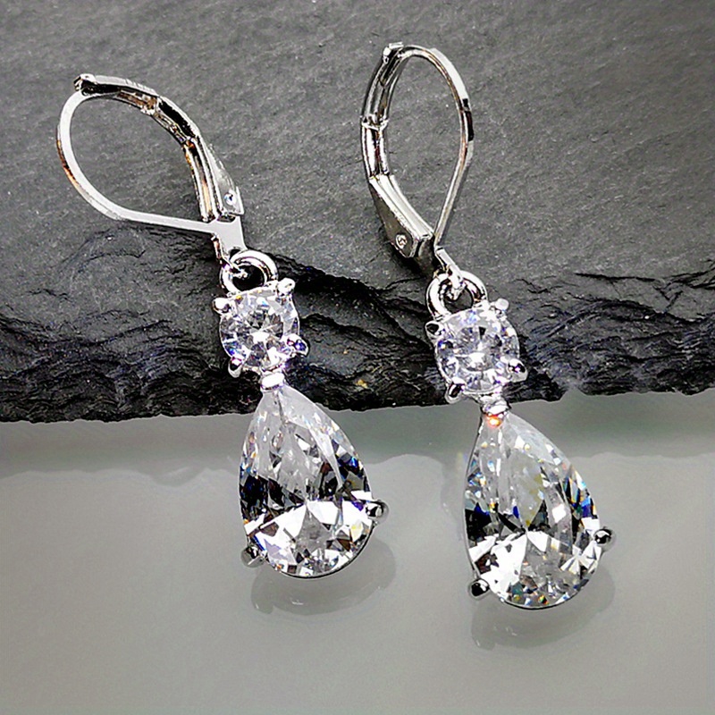 E-shop Elegante Tränenförmige Weiße Synthetische Zirkonia Damen Creolen