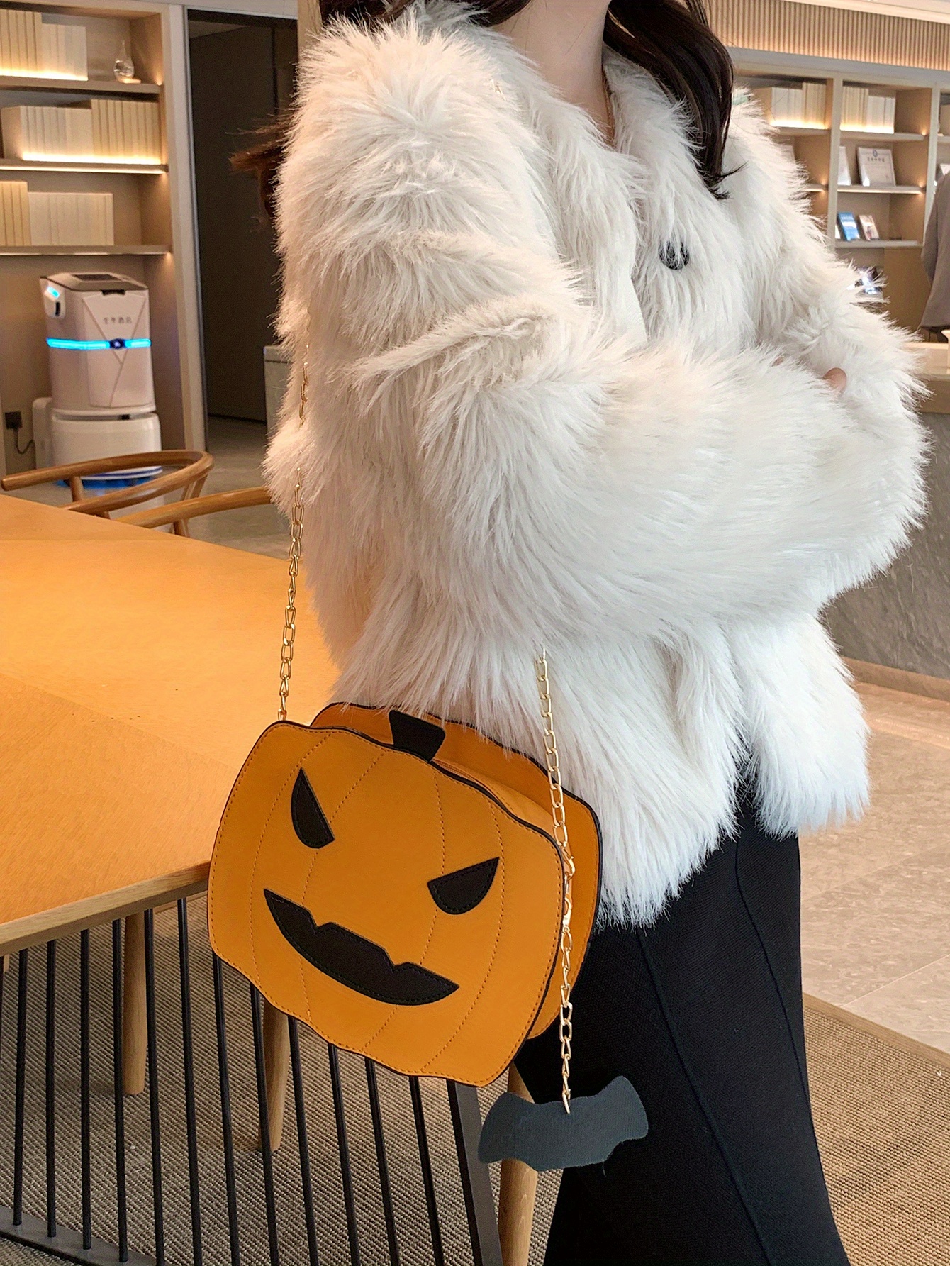 Halloween Pumpkin Shoulder Bag - Novelty Fashion Chain Crossbody Purse