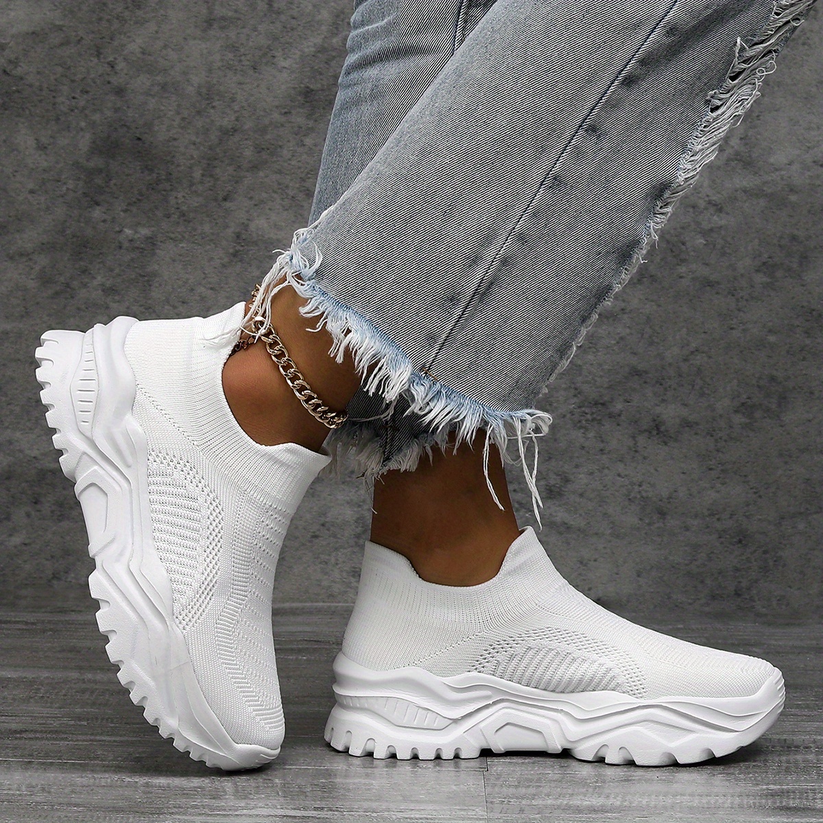 [sneakers] 607 White Women's Road Running Shoes