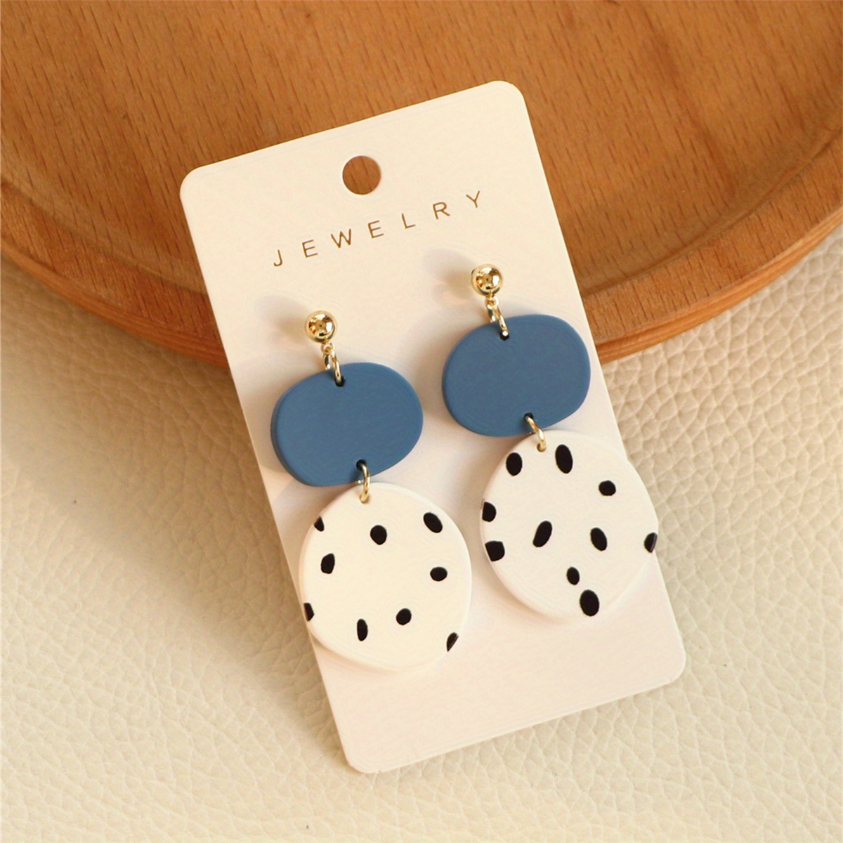 E-shop Ein Paar Damen-Ohrringe in Dunkelblau mit Polka-Dot-Muster aus Acryl im Instagram-Stil Tonähnlicher Textur