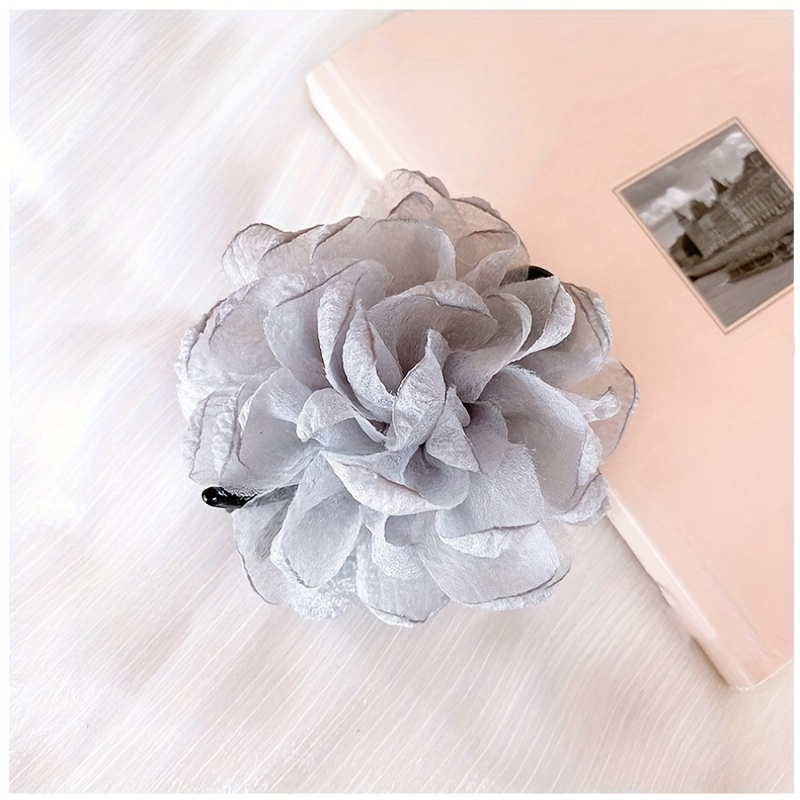 Grey flower hair clearance accessories