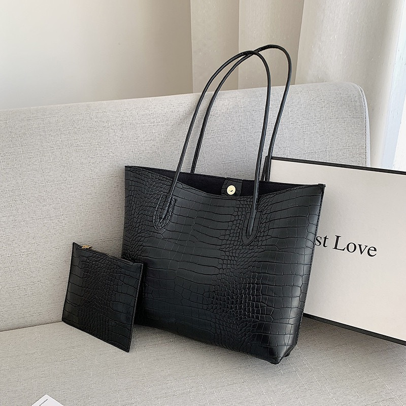 Black crocodile best sale tote bag