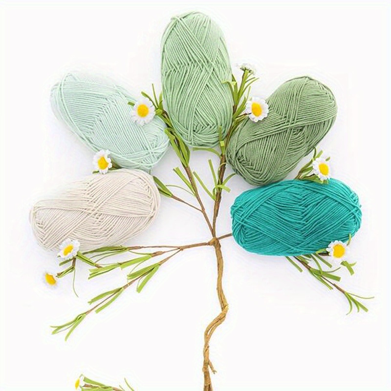 Generic Crochet Yarn Moisture Absorption Hand Crocheting Variegated Yarn  Thread Needlework Tool DIY Multipurpose C