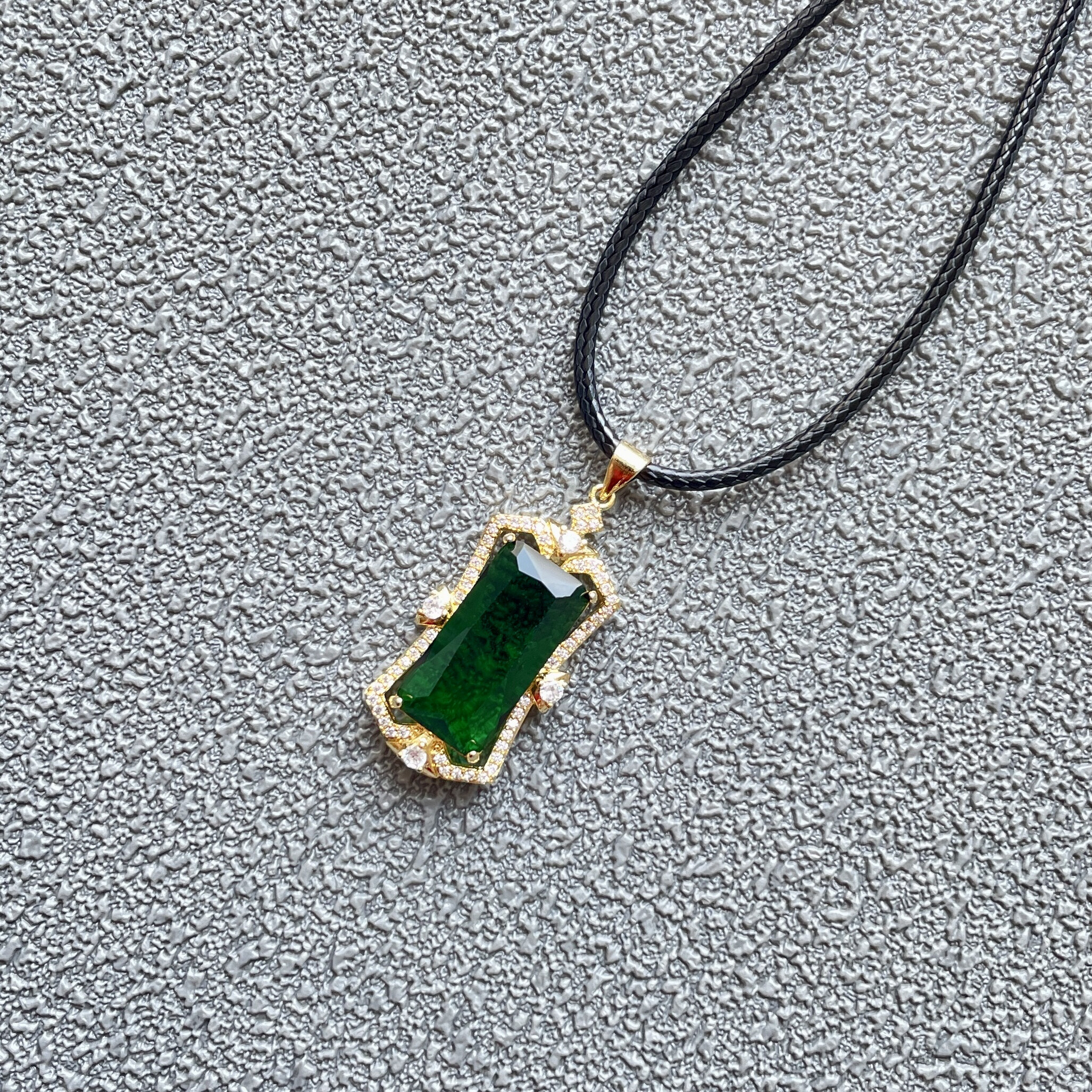 Simple hot sale jade necklace