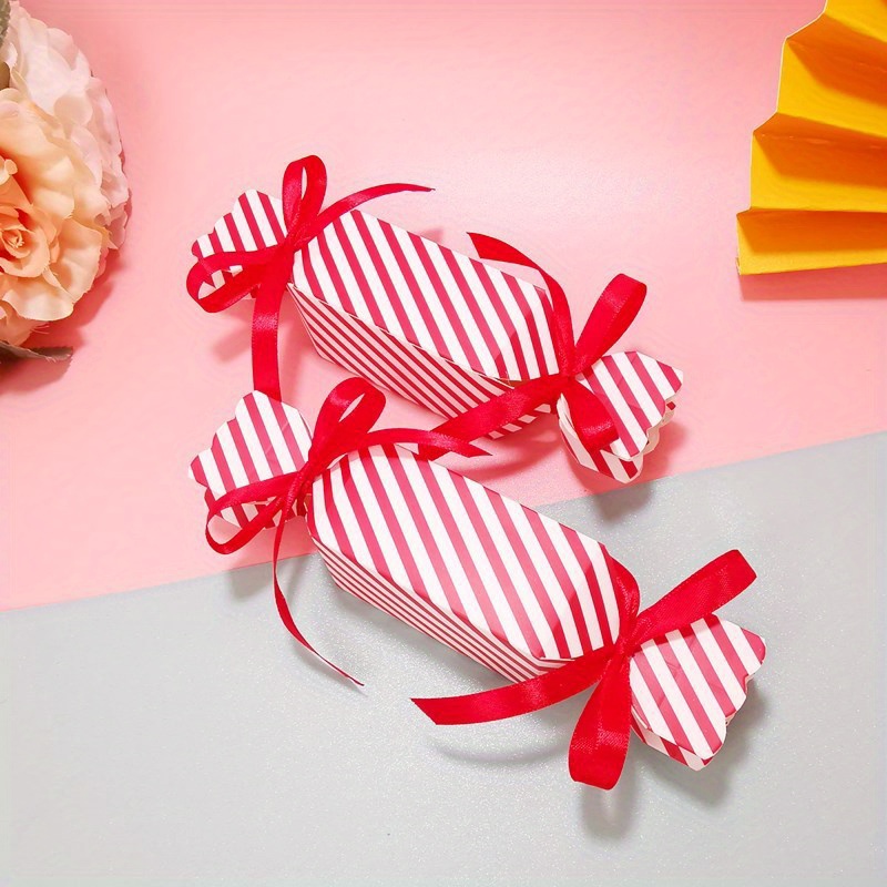 40 Pcs Christmas Candy Boxes Empty for Kids Treat Boxes with Ribbon Red Small  Candy Boxes for Sweets, Chocolate, Decoration 