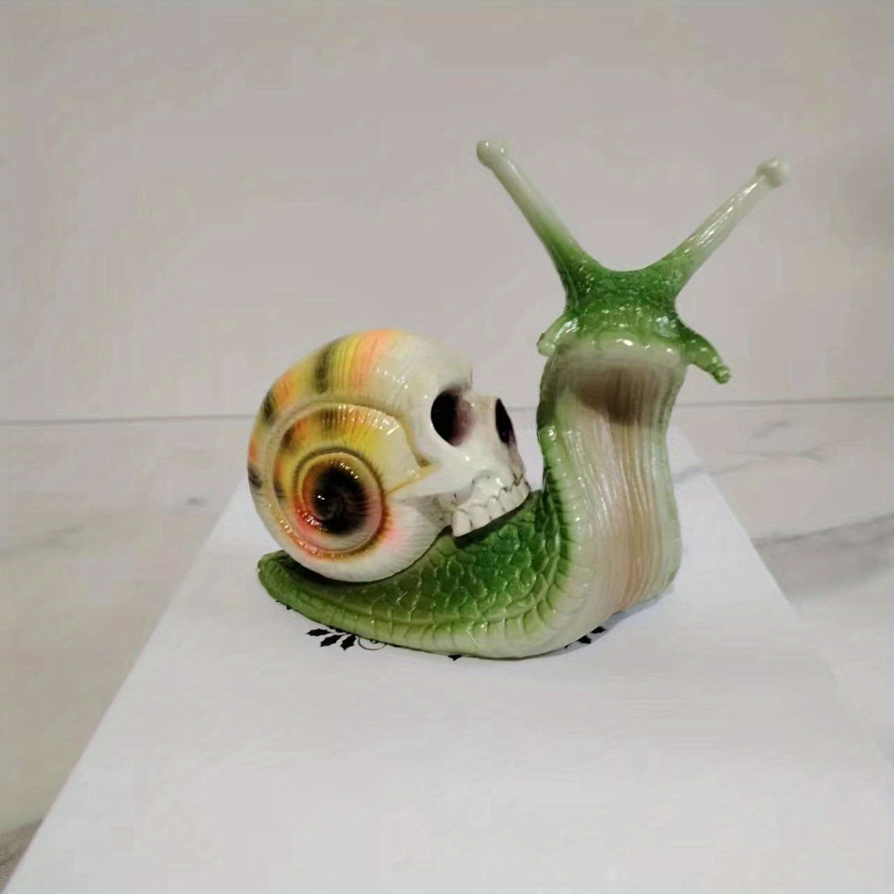 1pc Escargot de jardin Sculpture de crâne Statue d'escargot - Temu