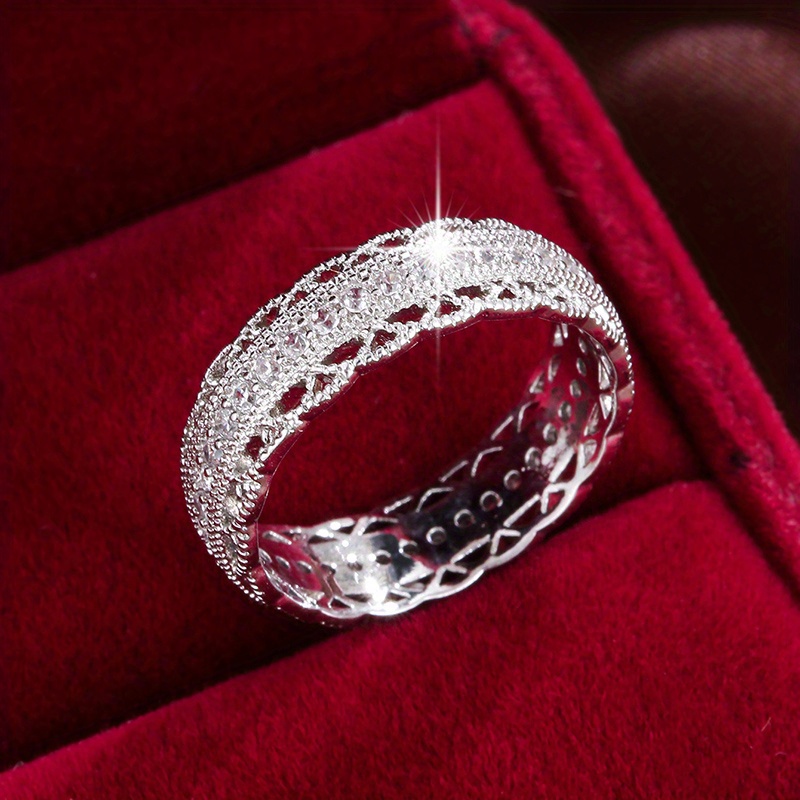 1 Stylish And Elegant Synthetic Synthetic Zirconia Cutout Exquisite Ring