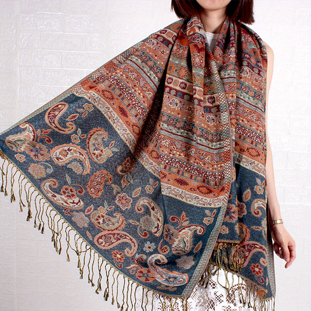 Oversized Paisley Print Scarf