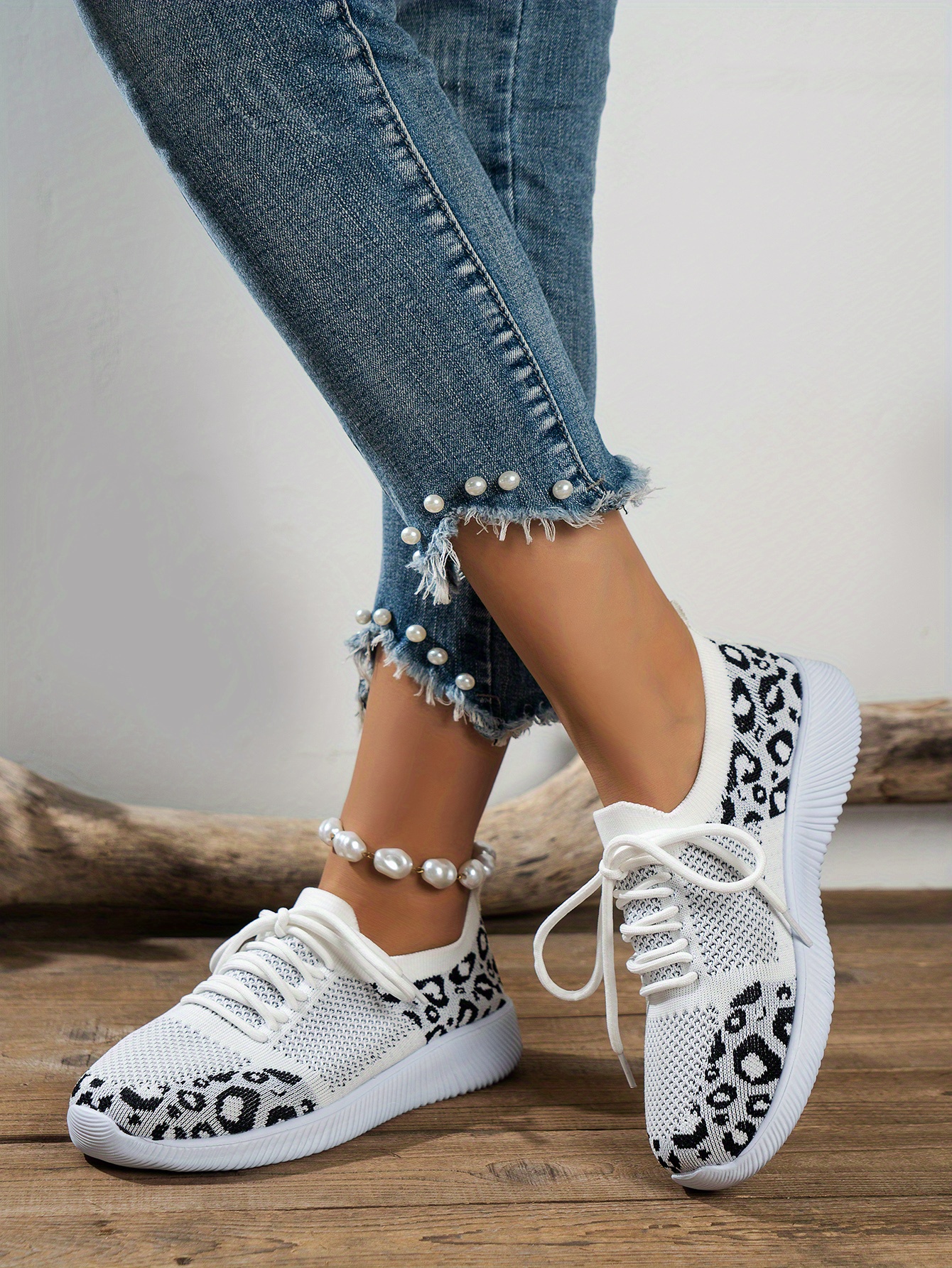 Qupid 2025 leopard sneakers