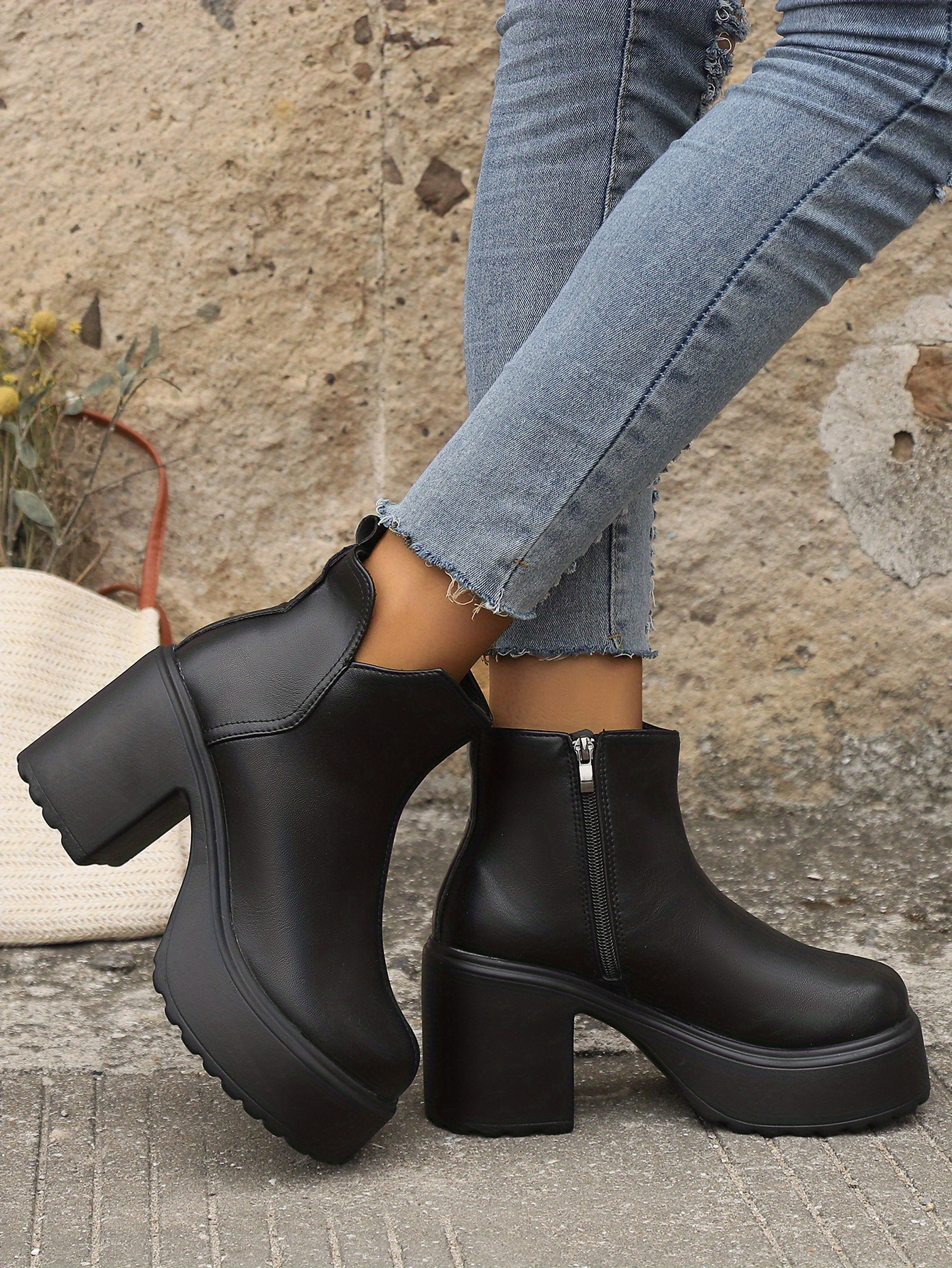 Women s Solid Color Platform Boots Side Zipper Round Toe Temu