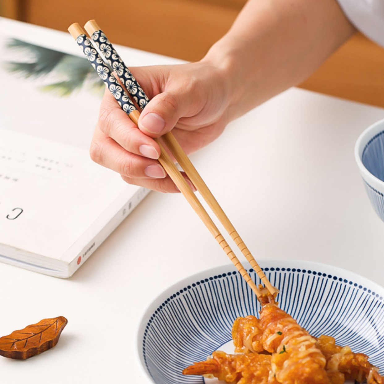 1 Pair Handmade Bamboo Japanese Natural Wood Chopsticks Sushi Food Wooden  Chop sticks 