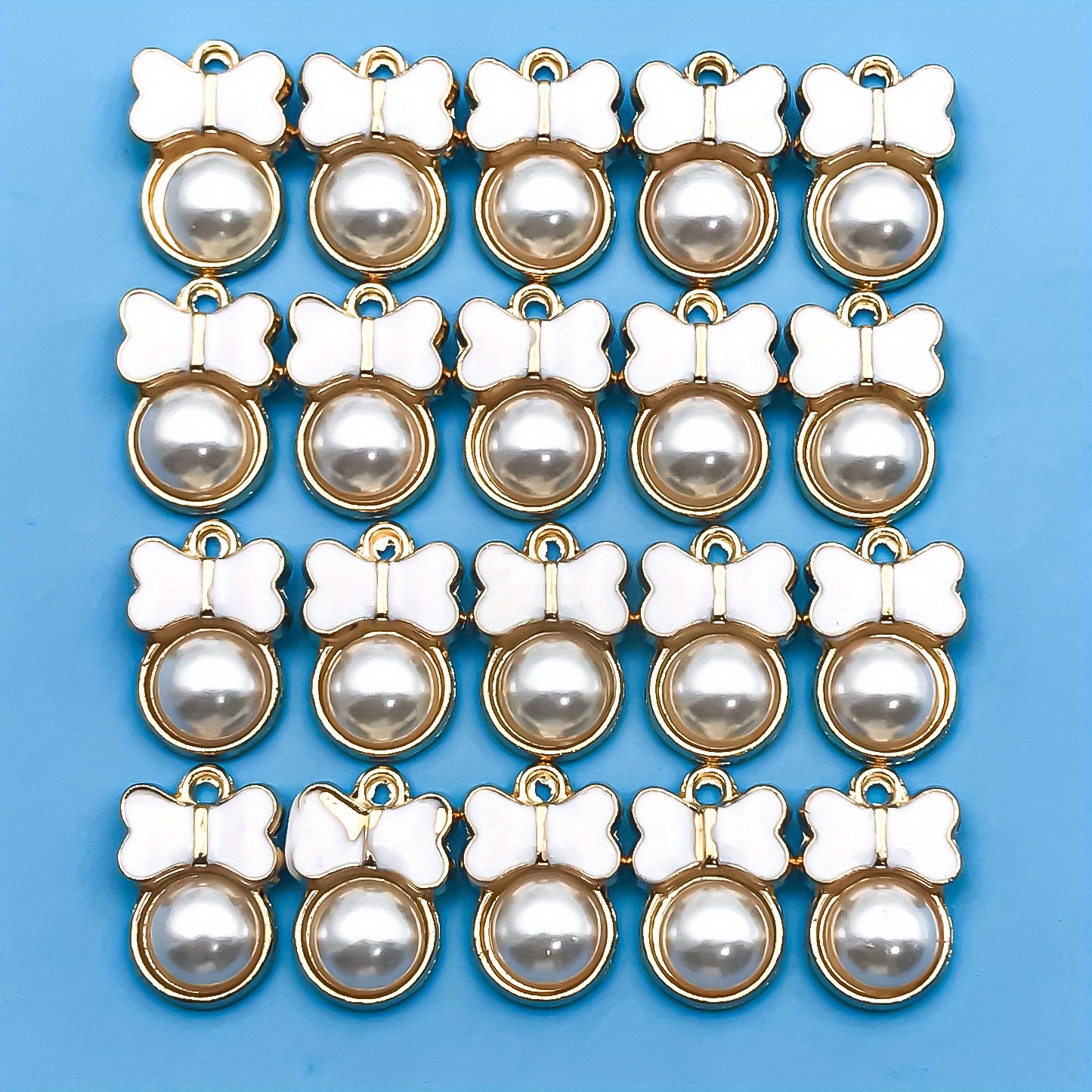 28 Stück USB-C Staubschutz Stecker Set - Süße Charms Für Handy & Tablet