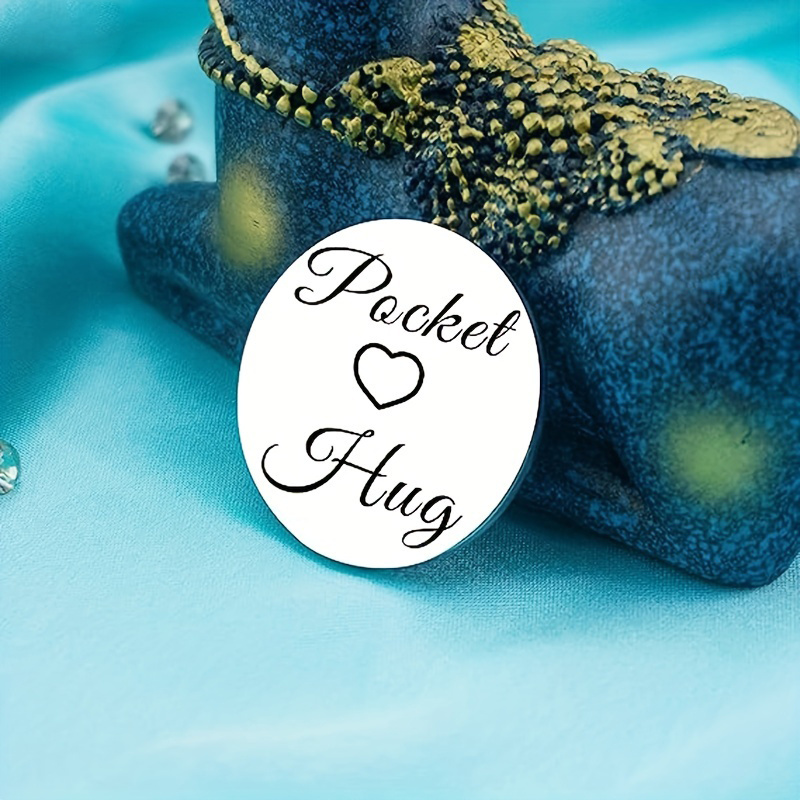 Pocket Hug Glücksbringer Mit Ledertasche – Kleine Münze Zum Mitnehmen Als Mutmacher-Geschenk