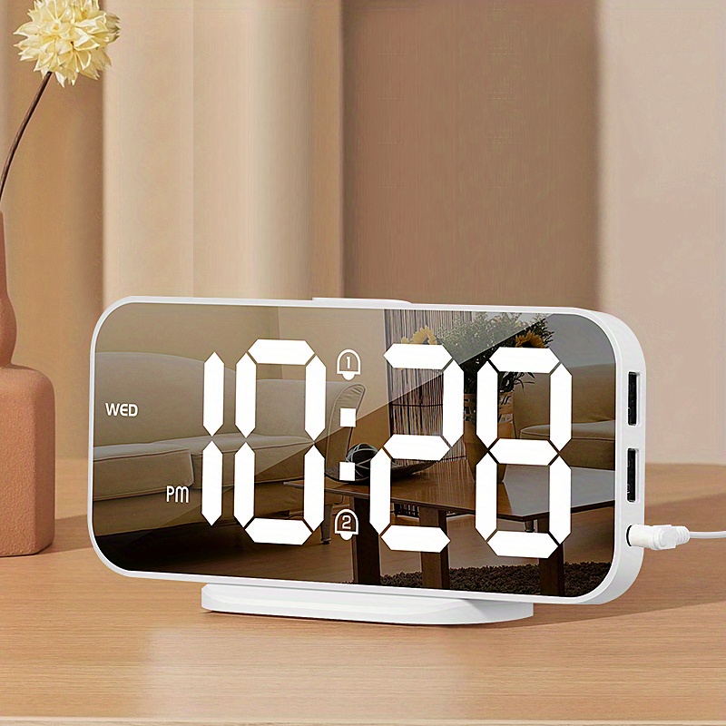  Lamisola Reloj despertador digital, pantalla de espejo LED  grande, 2 puertos de carga USB, brillo ajustable automático, relojes  modernos estéticos para dormitorio, sala de estar, oficina, color negro :  Hogar y