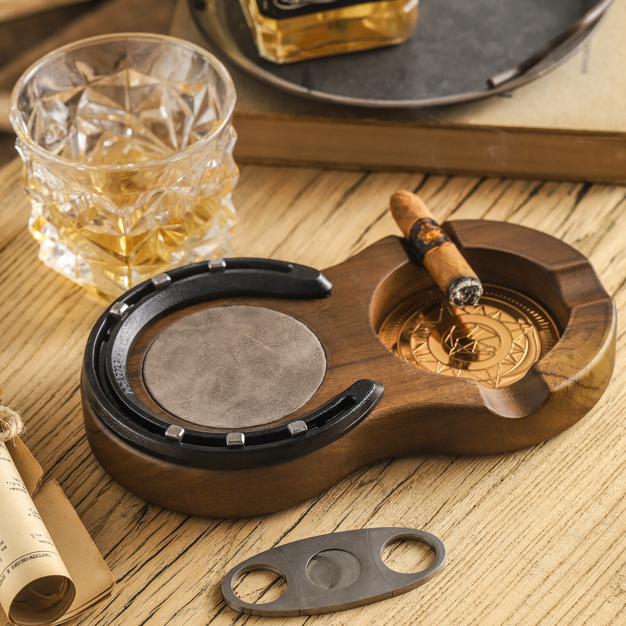 1pc wooden cigar ashtray handmade horseshoe design cigar accessories with 3 cigar slot portable travel cigar gifts for men indoor outdoor patio home office use details 6