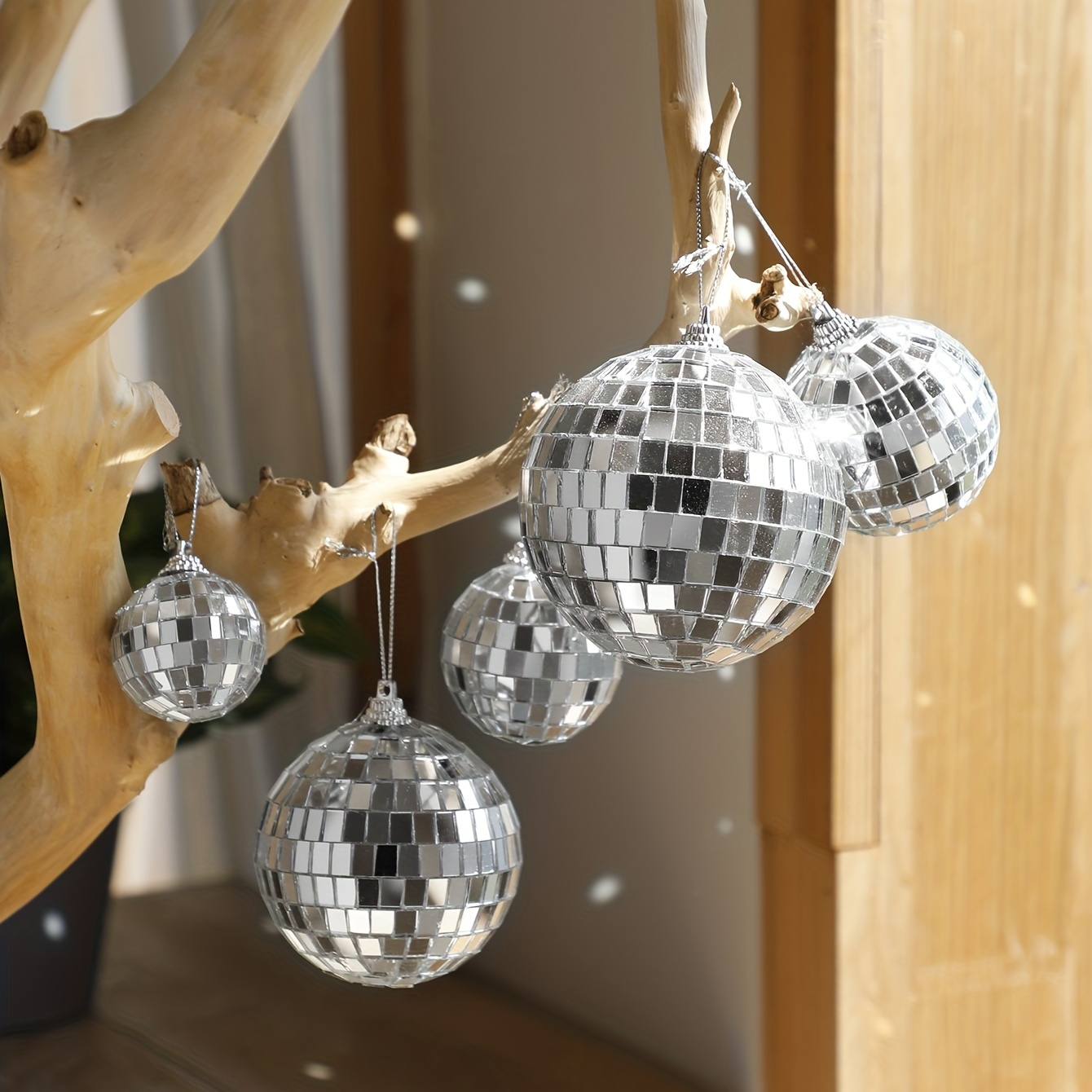 Bohemian Mirror Disco Ball Silver Glass Reflective Hanging Ball Decoration,  Suitable For Home, Living Room, Bedroom Wall Decoration Pendant Scene Decor,  Room Decor, Home Decor, Window Decor Pendant, Holiday Party Decor 