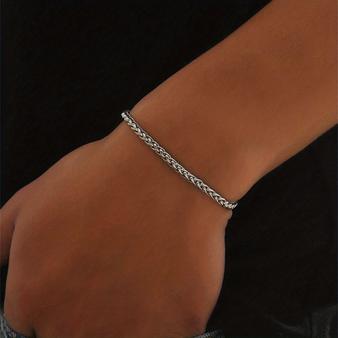 1pc Of Easy Men' Steel Bracelet, Fashionable For Daily Wear, Silvery Tone, Popular For Party Jewelry Gift