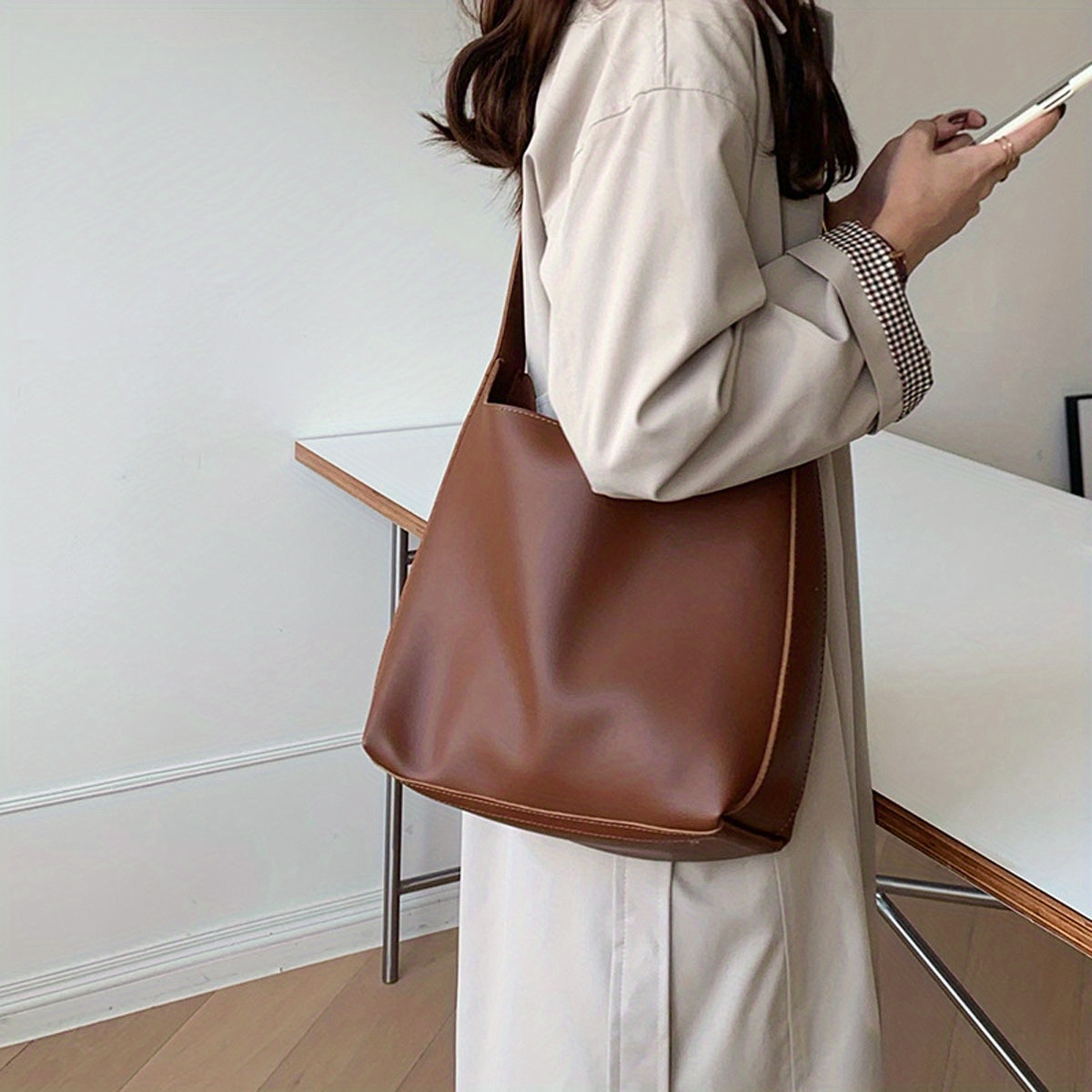 Lizzy - Faux Leather Tote Bag