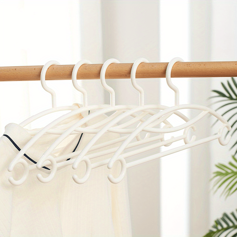 Pp Hangers, Large Wavy Clothes Hangers, Seamless Non-slip Plastic Clothes  Hangers, Multifunction White Clothes Hanger For Household - Temu