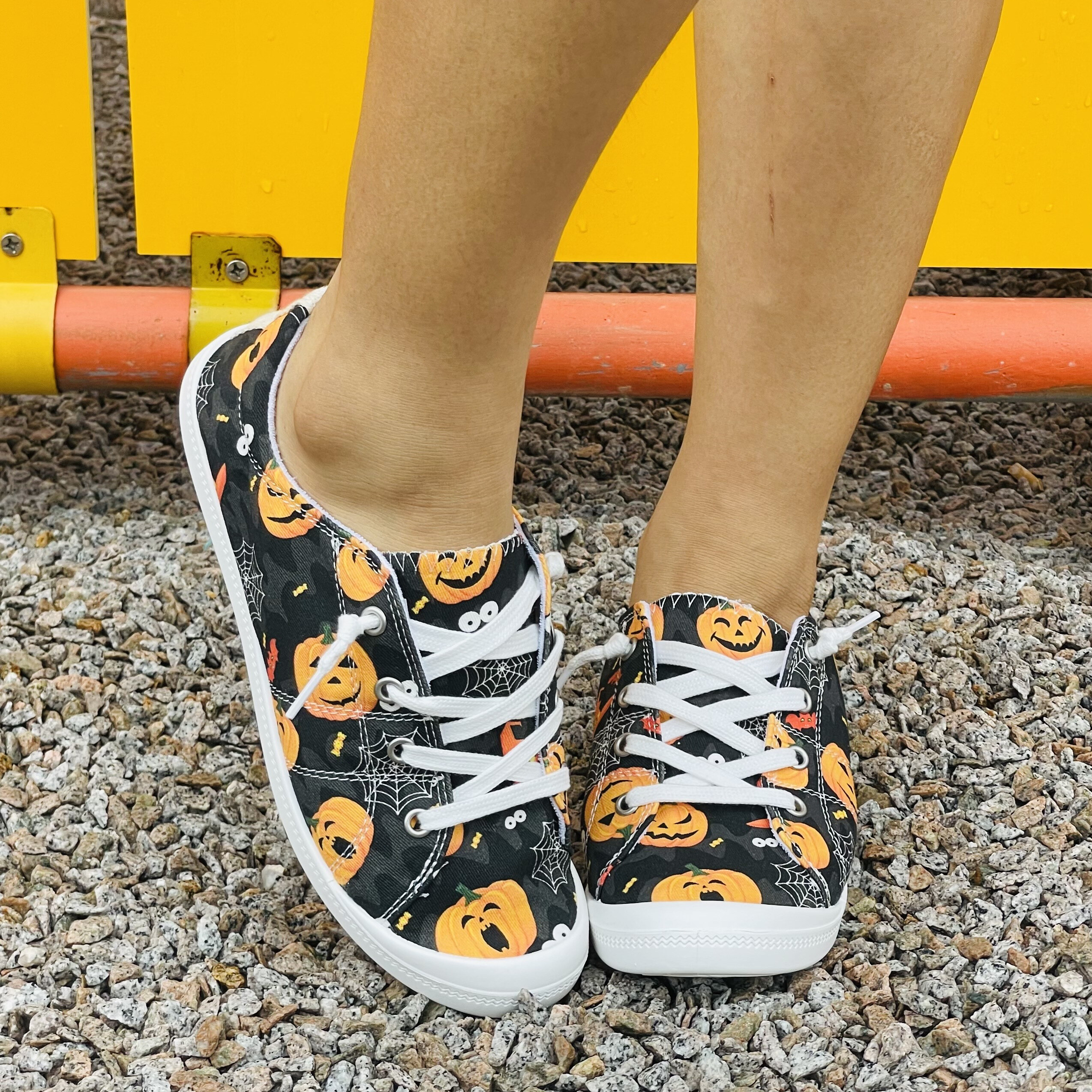 Oversized Halloween Canvas Shoes Women's Pumpkin Print Ghost Flat