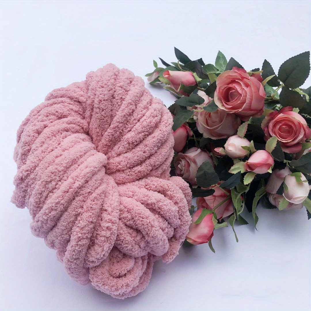 Chunky Knit Chenille Yarn for Hand Knitting Blankets, Super Soft Big Jumbo  Blanket Yarn (Dusty Pink)