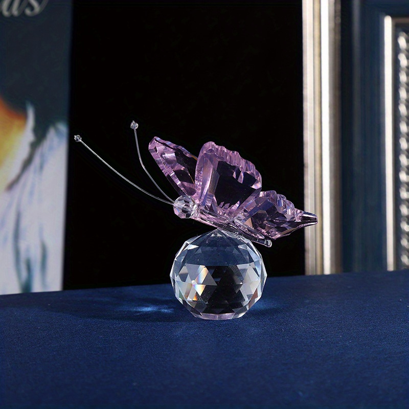 Butterfly on Glass Ball - 30x40cm (12x16in) / Square