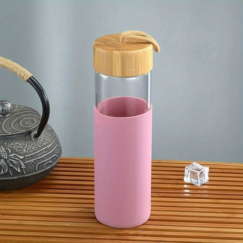 550 Ml Borosilicate Glass Water Bottle Botella De Agua with Wooden Lid -  China Water Bottle and Glass Water Bottle price