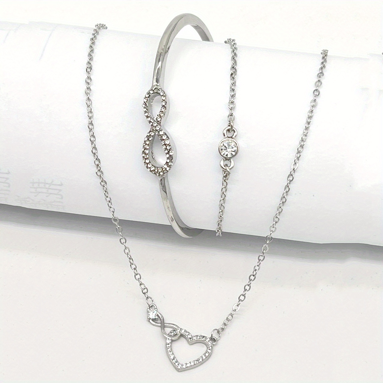 2pcs Heart Shape and Infinity Sign Jewelry Set