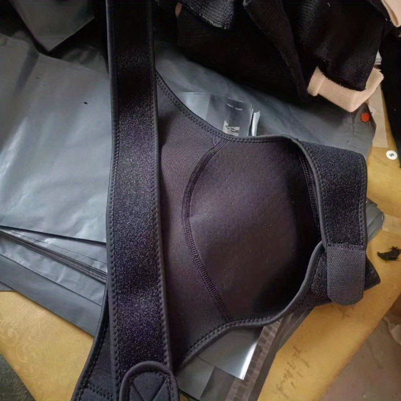 Men's Adjustable Shoulder Protector for Weightlifting