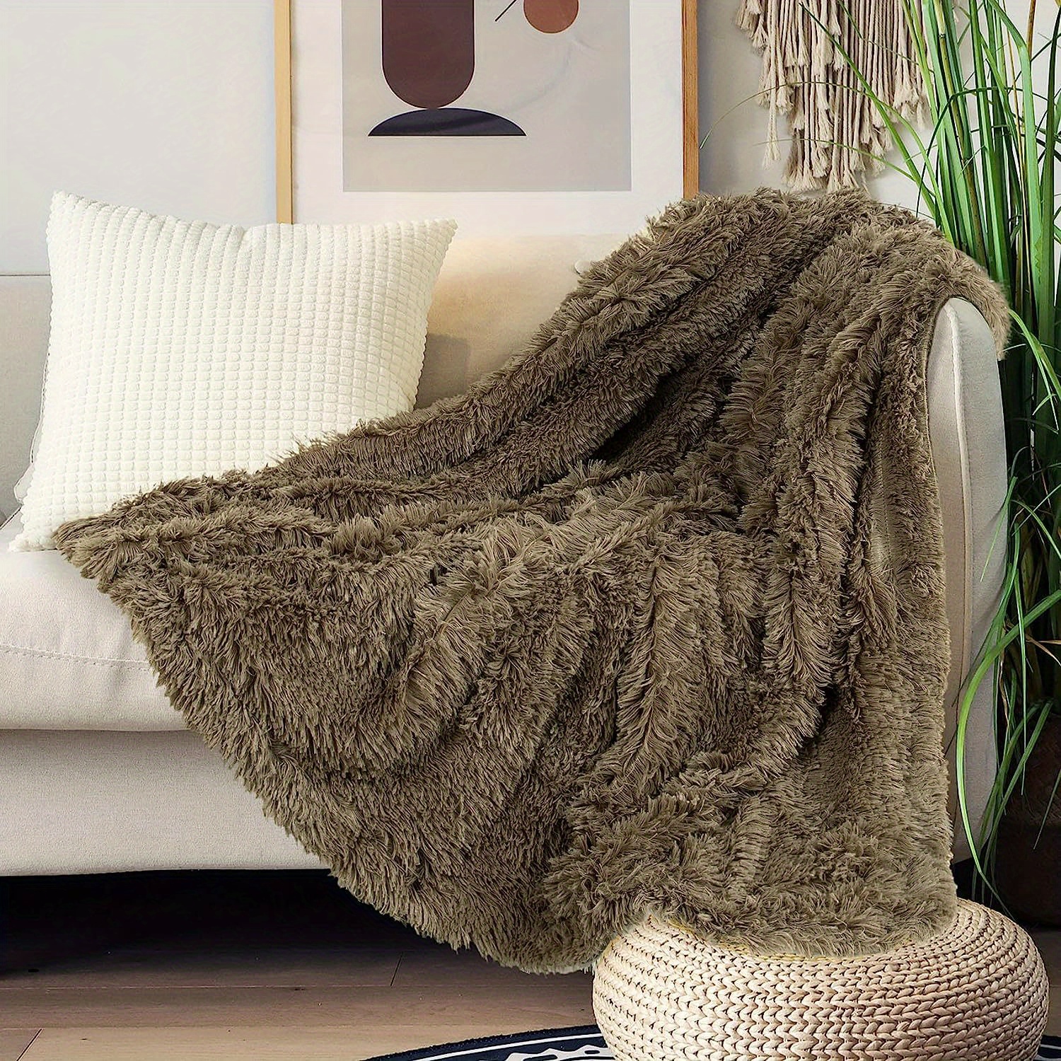 Plush Faux Fur Throw Blanket for Couch Sofa Chair Bed Living Room