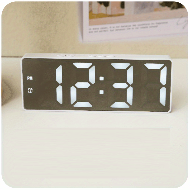 1pc Digital Electronic Alarm Clock Large Led Alarm Clock Temperature  Display Black Mirror 12 24 Hours Snooze Usb Plug Aaa Power Supply Suitable  Bedroom Living Room No Batteries Adapters - Home & Kitchen - Temu
