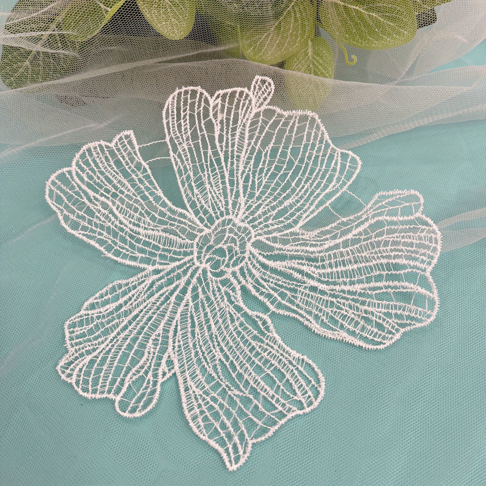 Flower Embroidery Applique, Three-dimensional Symmetrical Clothing