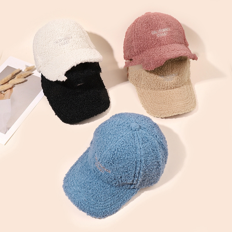 

Casquette de Baseball en Douillette pour Femmes - Ajustable, Chaude & Élégante avec Broderie de Lettres pour /Hiver