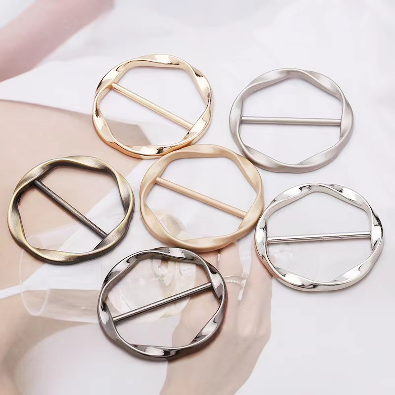 Temu 1Pc/6Pcs Scarf Ring Clip T-Shirt Tie Clips for Fashion Metal Round Circle Clip Buckle Clothing Ring Wrap Holder with 1 Storage Bag,$0.99,free
