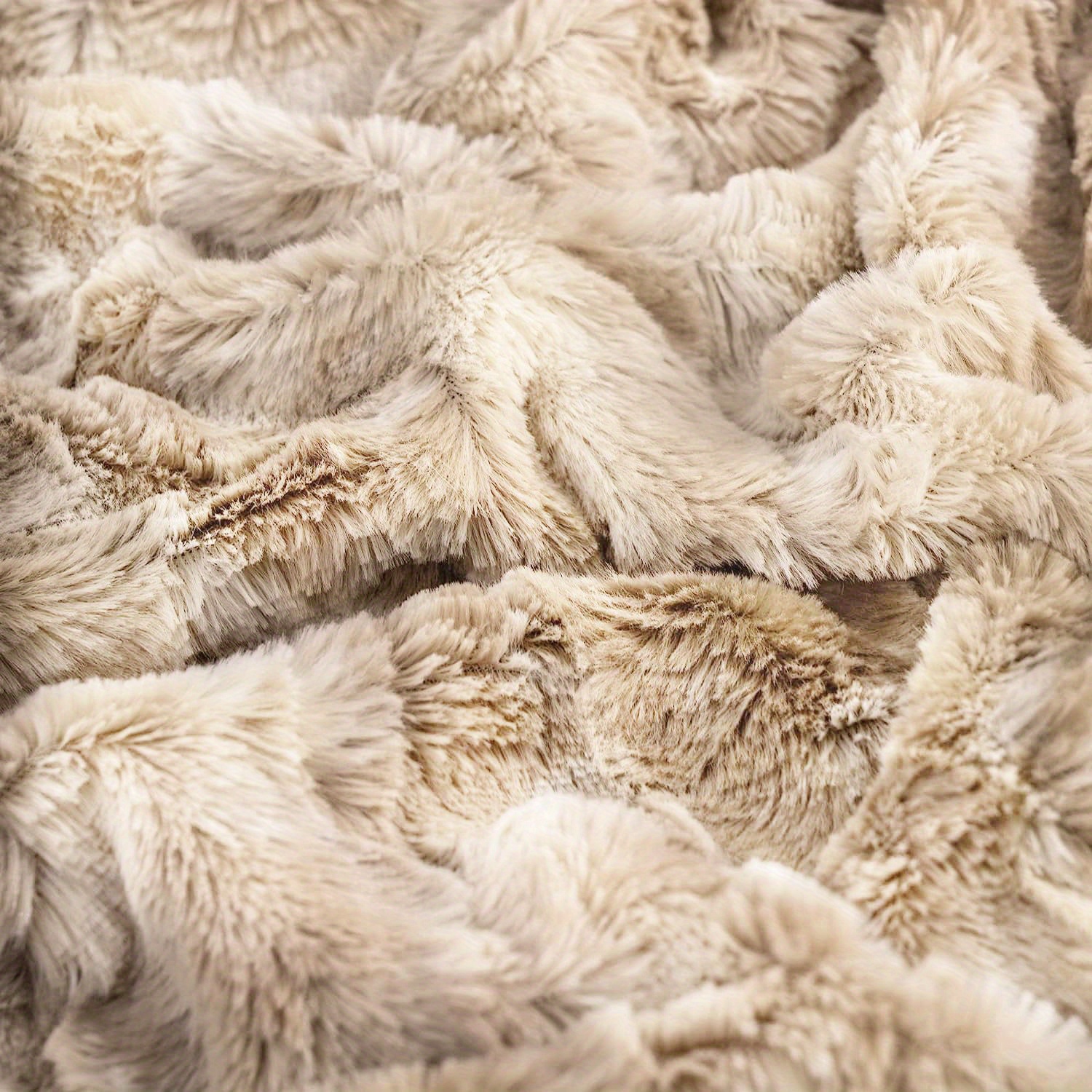 Luxurious Faux Fur Throw Blanket: Soft Plush Warm Couch Bed - Temu