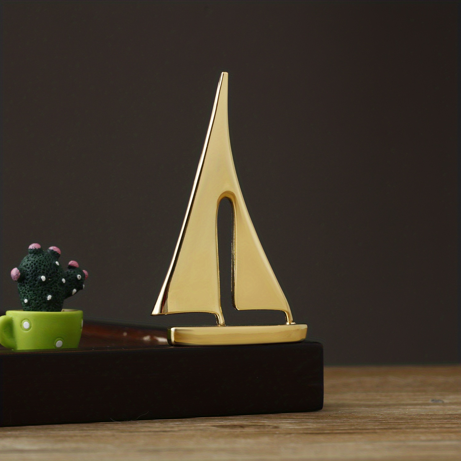 3-inch Metal Sailboat Desktop Ornament