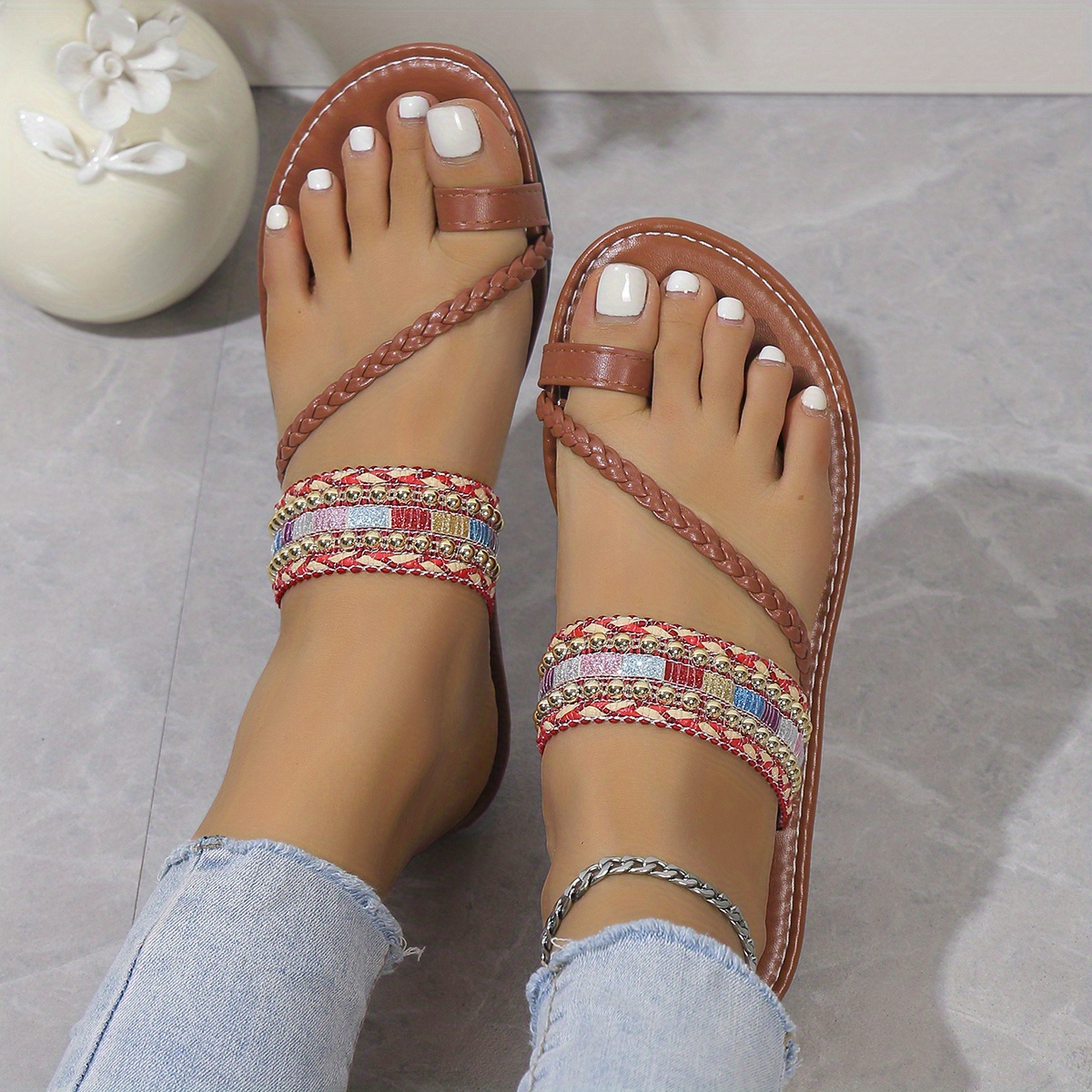 One toe ring on sale sandals