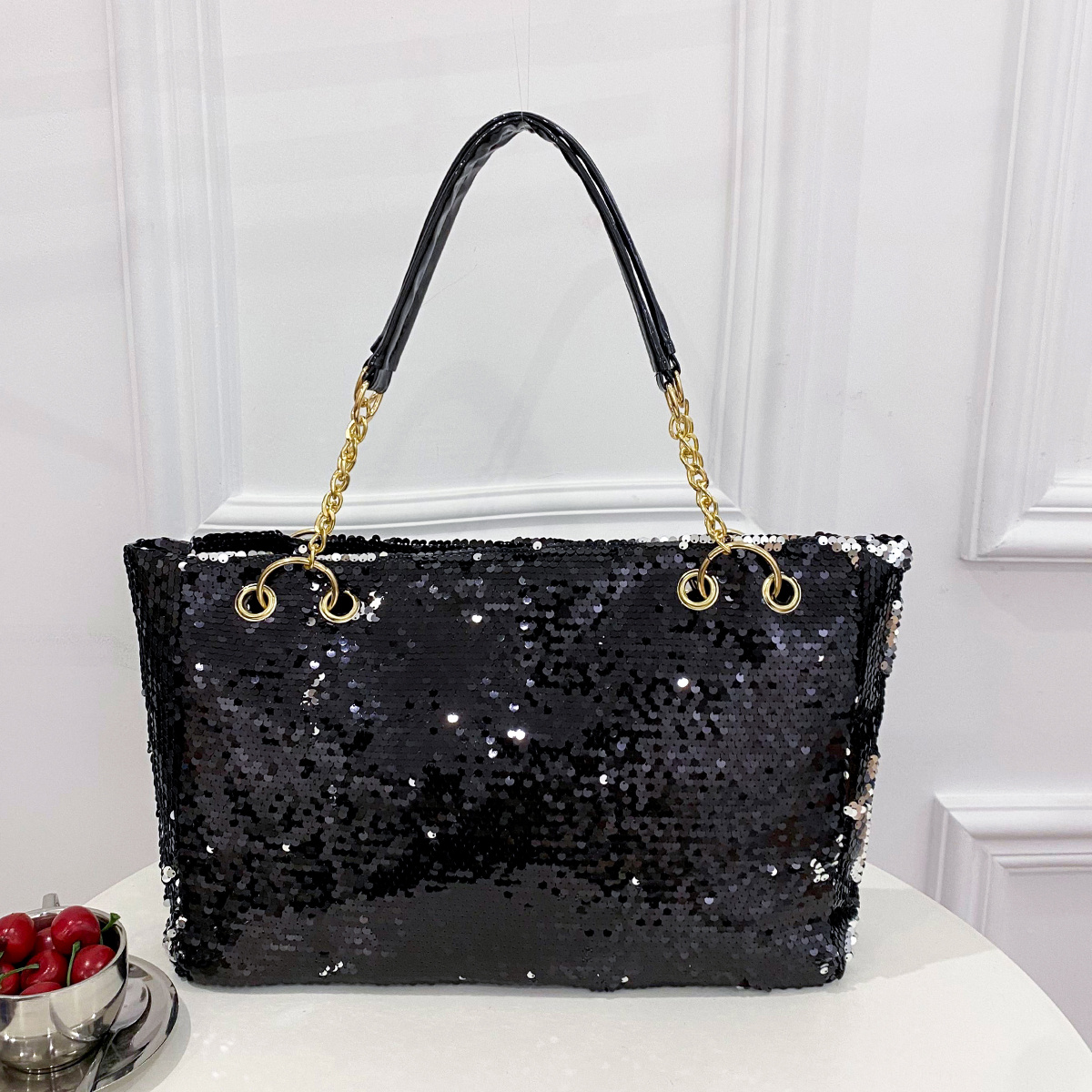 Glitter best sale tote purse