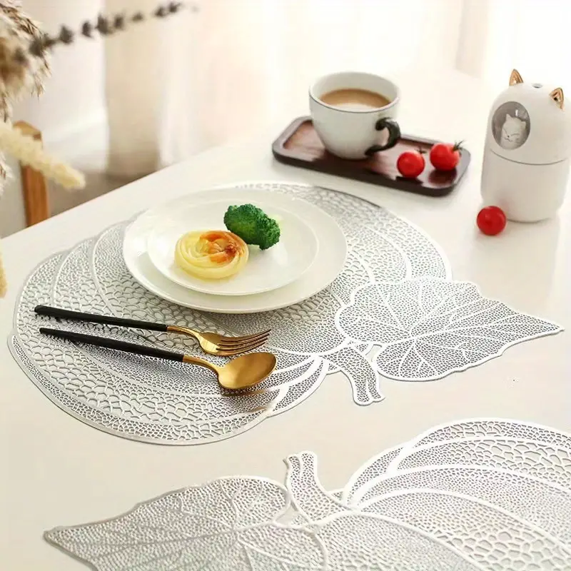 6pcs round placemats heat resistant place mats pumpkin pattern halloween theme washable table mats woven vinyl plastic placemats for dining table non slip stain resistant kitchen table placemats easy to clean kitchen supplies halloween decor details 1