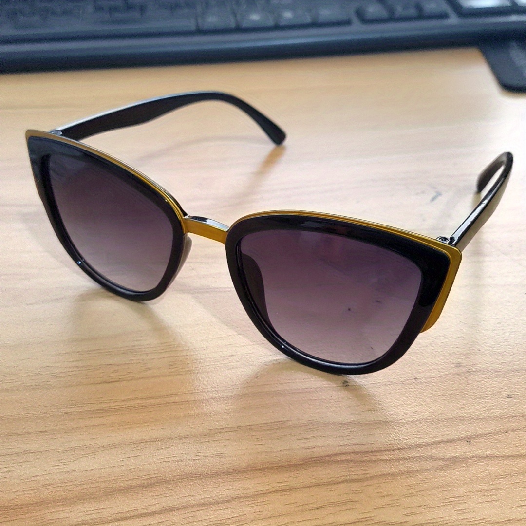 Black Gold Frame Large Cat Eye Sunglasses