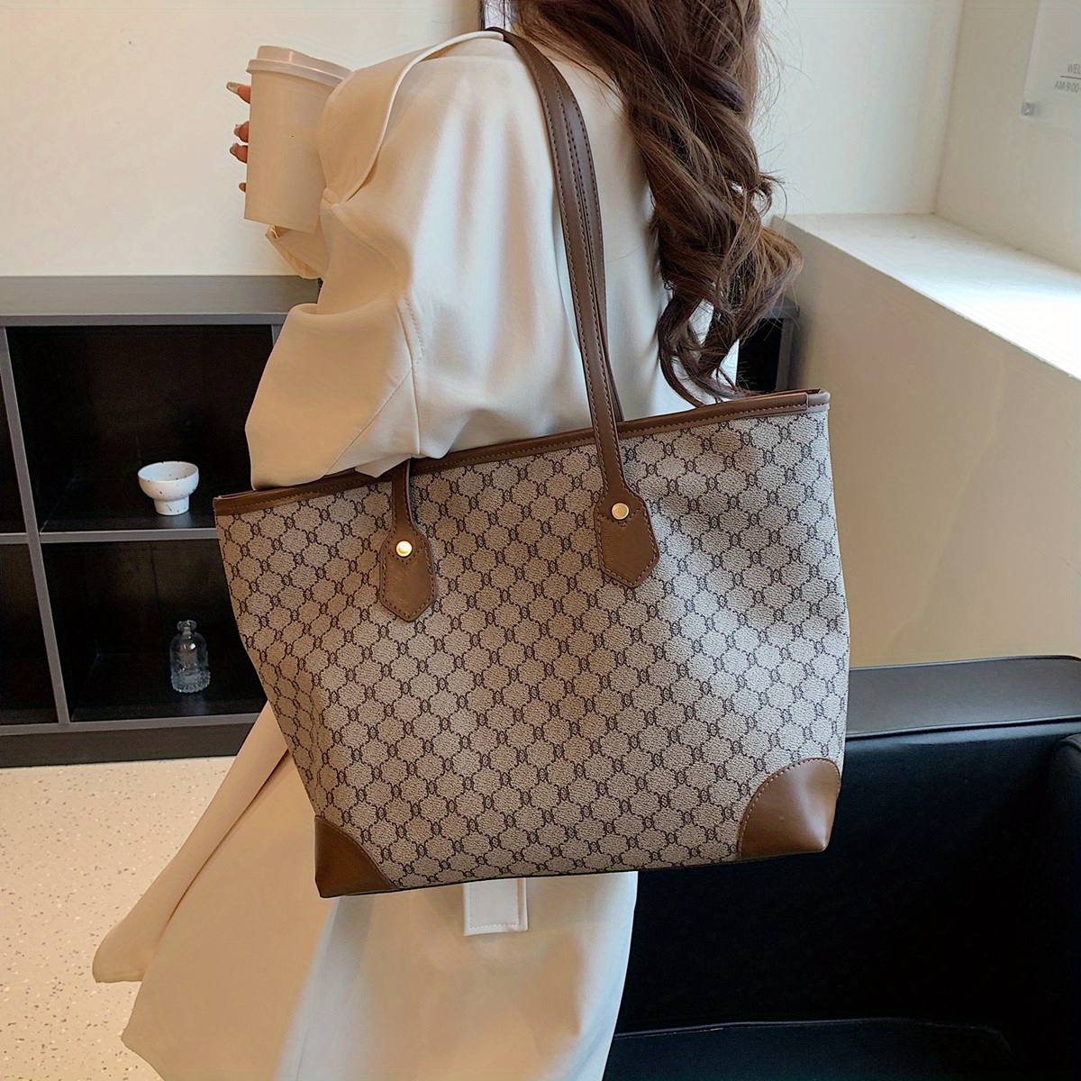 Gucci Beige Soft GG Supreme Canvas and Leather Butterfly Tote Gucci