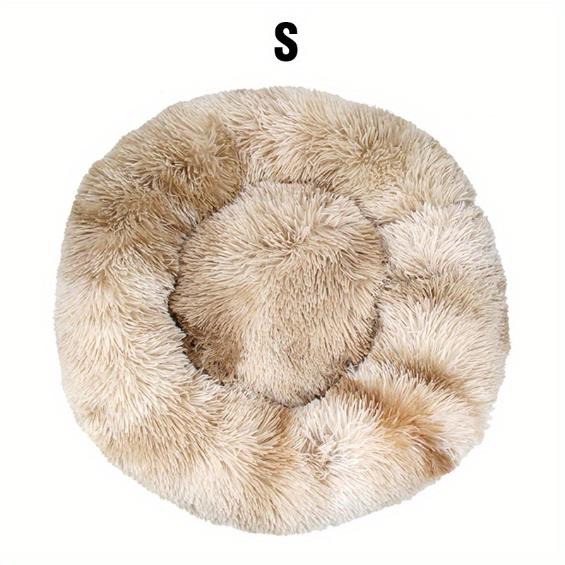 Round fuzzy outlet pillow