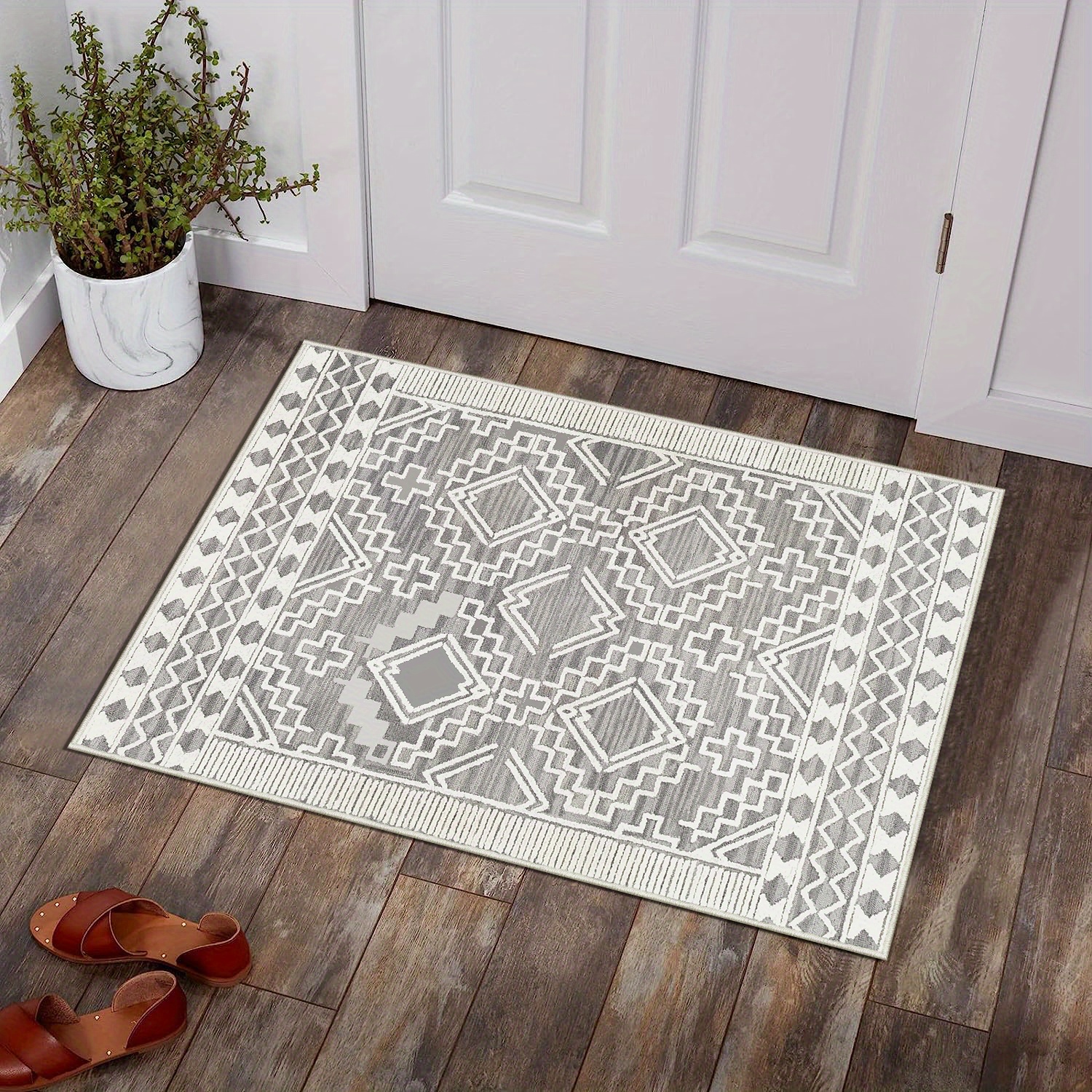 Gray/White Washable Geometric Indoor Doormats with Non Slip Backing