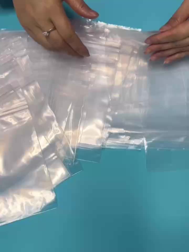 500pcs Plastic Packaging Bags with Reusable Sealed Closures