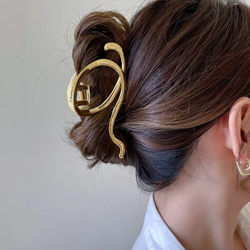 Glossy Hair Claw Medium