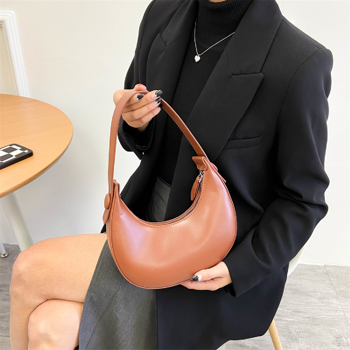 Half-moon Hot Girl Underarm Bag, Pu Leather Textured Crescent Bag Purse,  Fashion Versatile Shoulder Bag - Temu