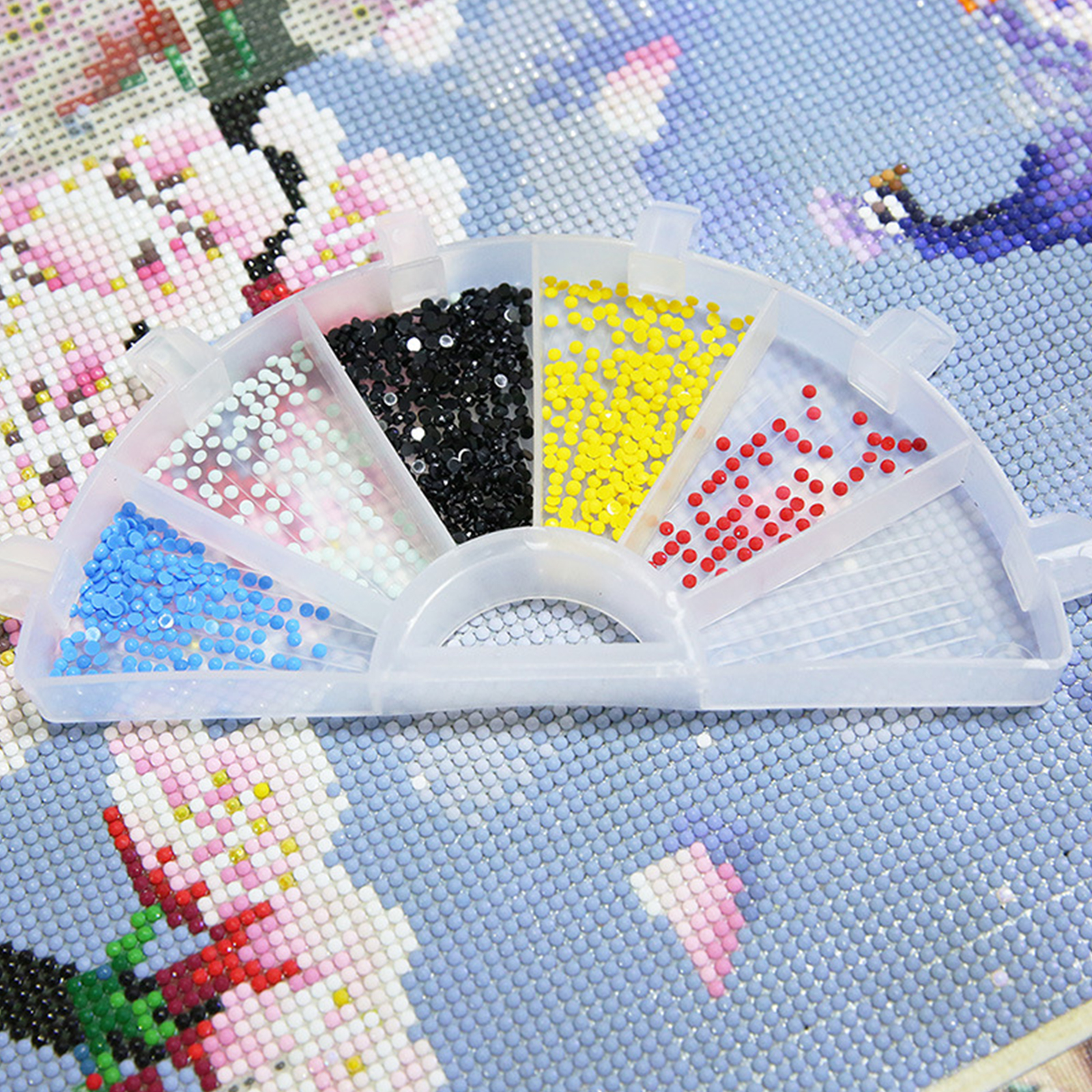 Diamond Painting Accessories Tray Organizer Kits,6 Grid Palette Holder for  5D Diamond Painting Storage Kits,Nail Art Beading Plates Cross Stitch Tools  (Purple)