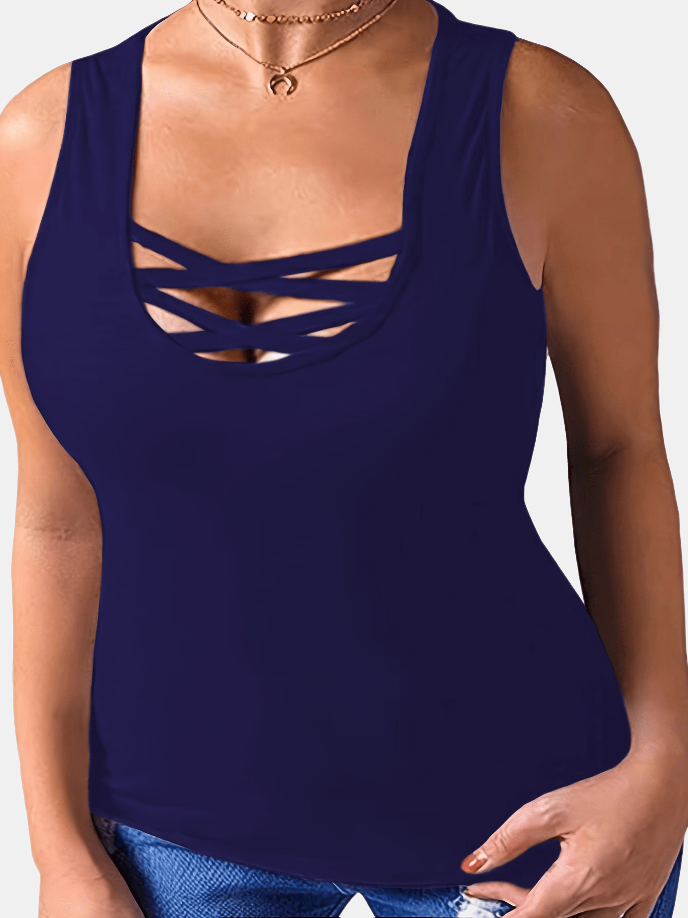 Plus Size Casual Tank Top, Women's Plus Solid Contrast Lace Round Neck  Tunic Tank Top With Built-in Bra - Temu New Zealand