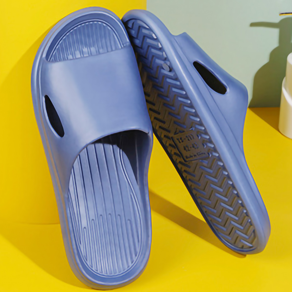 Source 2019 Summer Latest Design Custom Slippers Antiskid EVA Adjustable  Slide Palm Slipper Man on m.